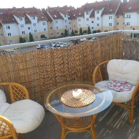 Jasne Czyste I Zadbane Mieszkanie Blisko Lotniska Danzica Esterno foto
