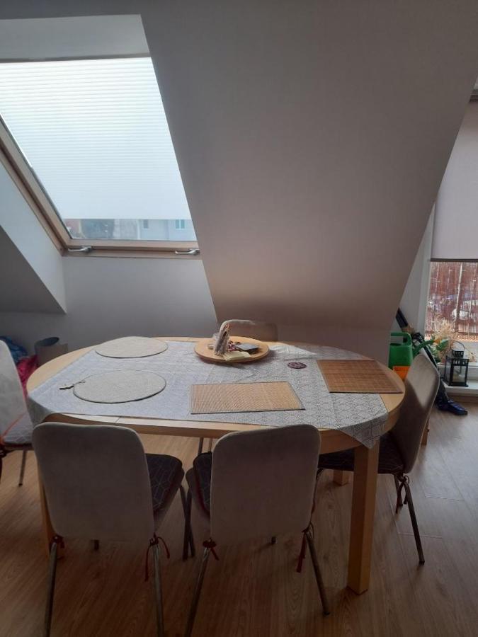 Jasne Czyste I Zadbane Mieszkanie Blisko Lotniska Danzica Esterno foto